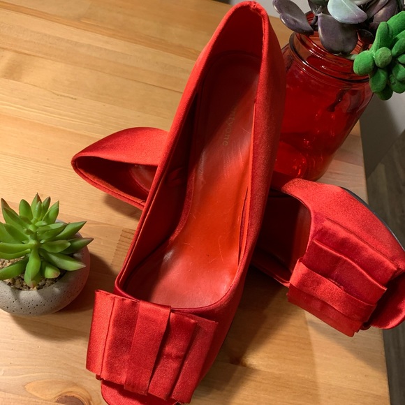 Red’s Red - Picture 7 of 8